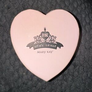 Mary Kay "Totally Charmed" Consultant Achievement Charm Bracelet With 2 Charms